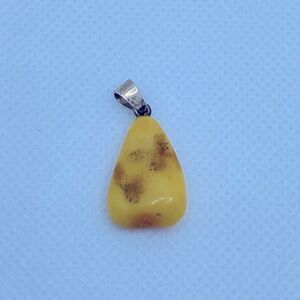 💛 Vintage 925 “Amber Candy Corn” Pendant